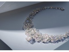 中国珠宝创意之光FENG J获邀跻身全球珠宝名人堂